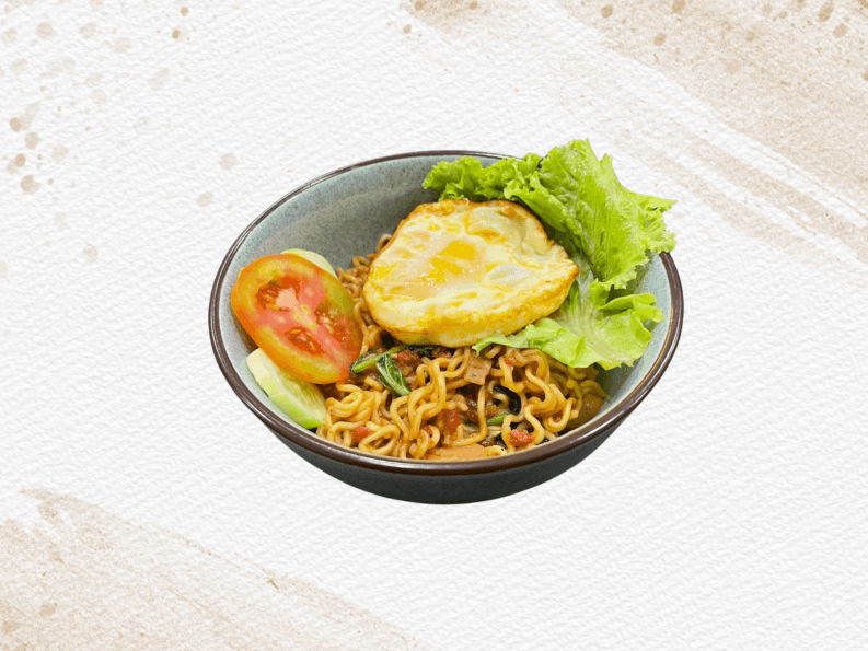 Indomie with Egg, Sausage & Veggies
